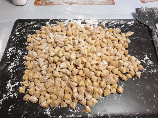 Make your Own Organic Honey Candies - Winter 2026 (Egat, France)