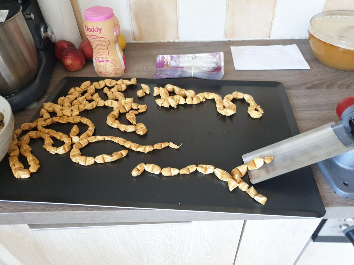 Make your Own Organic Honey Candies - Winter 2026 (Egat, France)